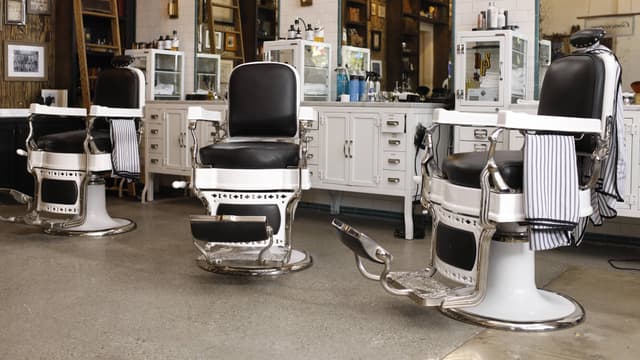 Xem Phim Hiệu Cắt Tóc (Phần 4)